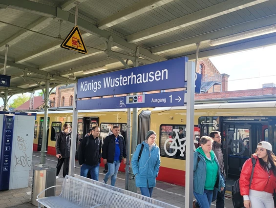 Wohnmobilstellplatz: S- u. Regionalbahnhof in 3 Gehminuten - bewachter Premium Wohnmobilstellplatz am S-Bahnhof Königs Wusterhausen b. Berlin