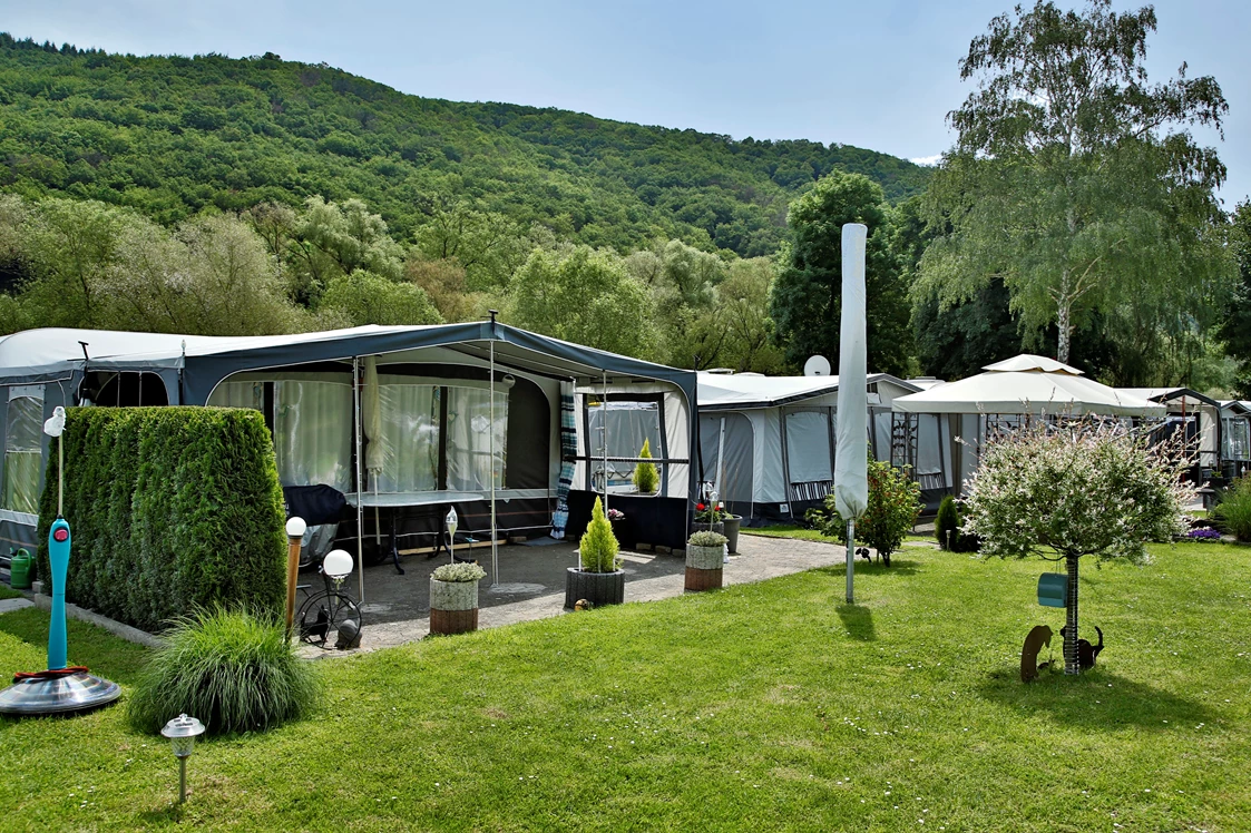 Reisemobilstellplatz: Reisemobilstellplätze am KNAUS Campingpark Mosel/Burgen