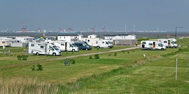 Reisemobilstellplatz - Duschen - Bremerhaven - Reisemobilstellplätze am KNAUS Campingpark Tossens/Nordsee