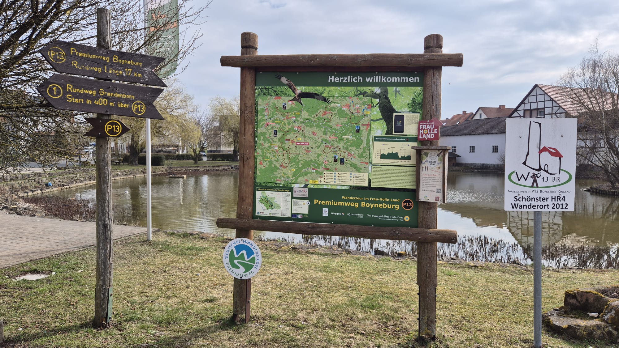 Wohnmobilstellplatz: Wohnmobilstellplatz Grandenborn