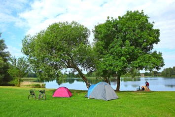 Wohnmobilstellplatz: Zeltwiese am Strand - Camping Am Kluger See