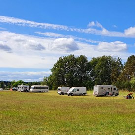 Wohnmobilstellplatz: Stellplätze  - Camping Am Kluger See