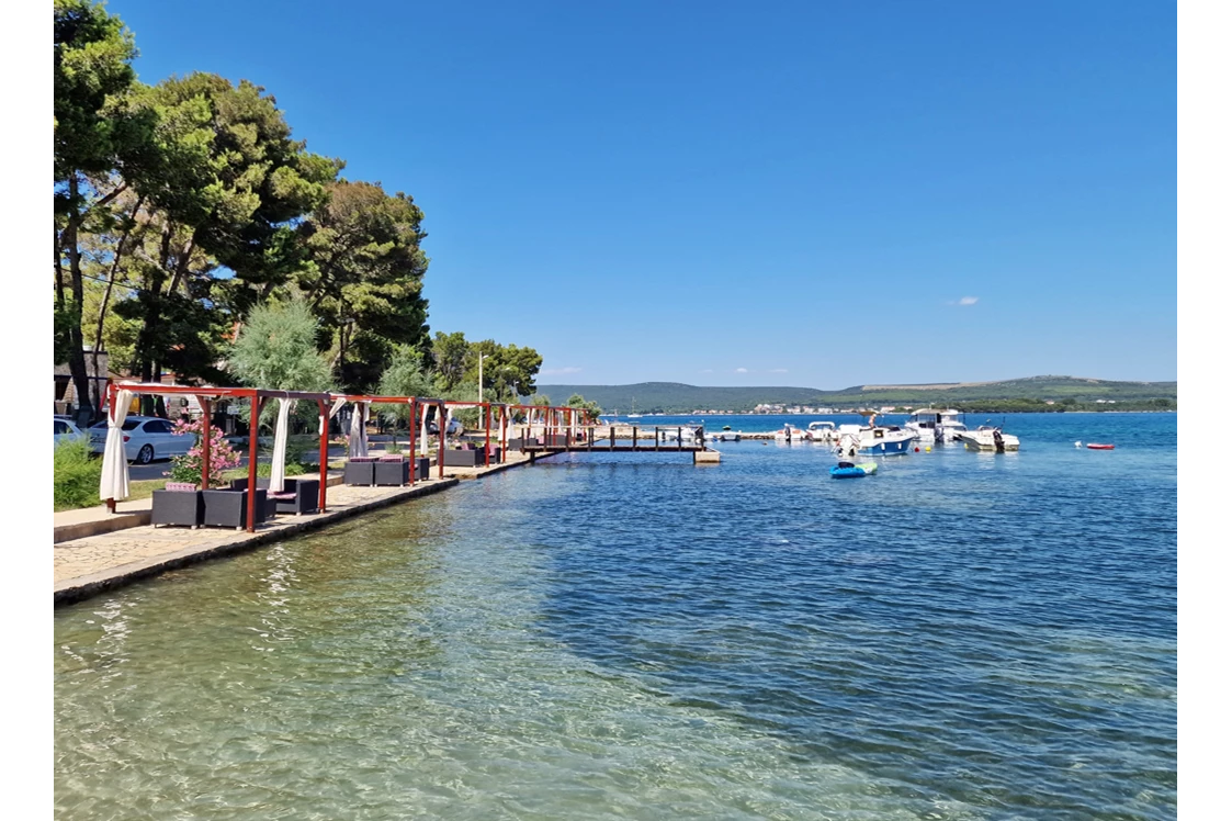 Wohnmobilstellplatz: Taber Pašman Discrete Lodging