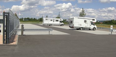 Reisemobilstellplatz - Wohnwagen erlaubt - Bas Rhin - Ernst Caravan & Freizeit Center GmbH