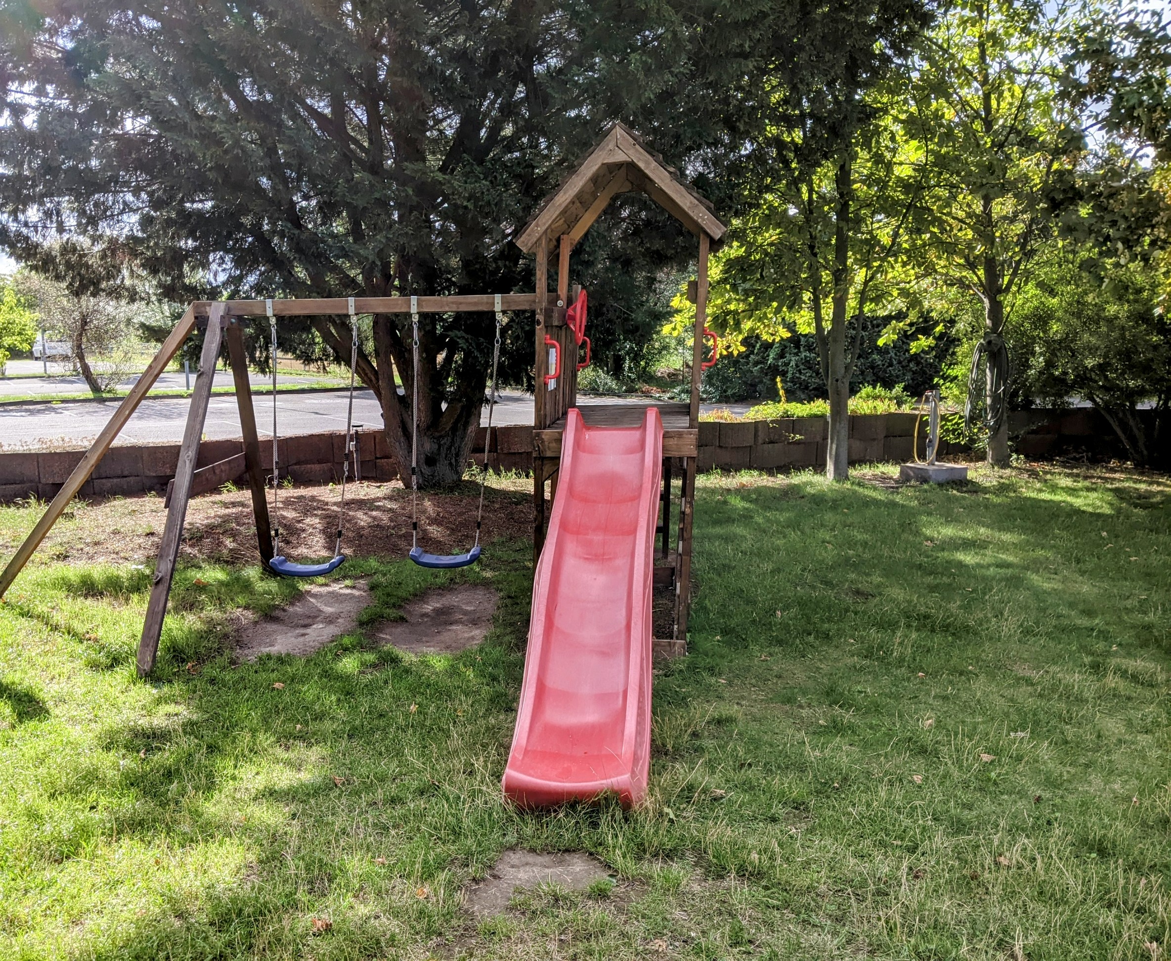 Wohnmobilstellplatz: Wohnmobilstellplatz Schöne Aussicht