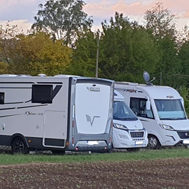 Wohnmobilstellplatz: Weingut Schott