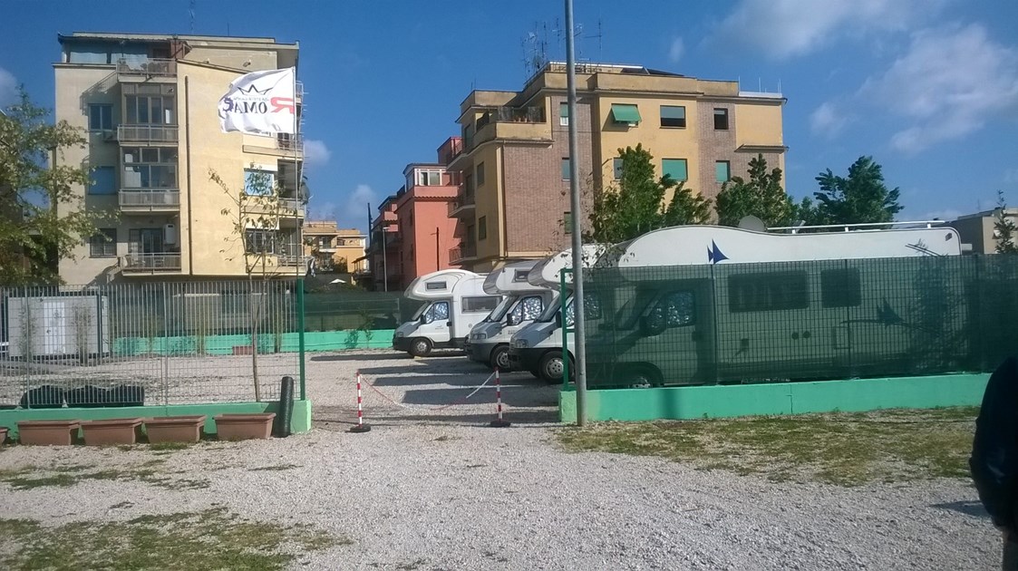 Wohnmobilstellplatz: Area Sosta Camper Rom
