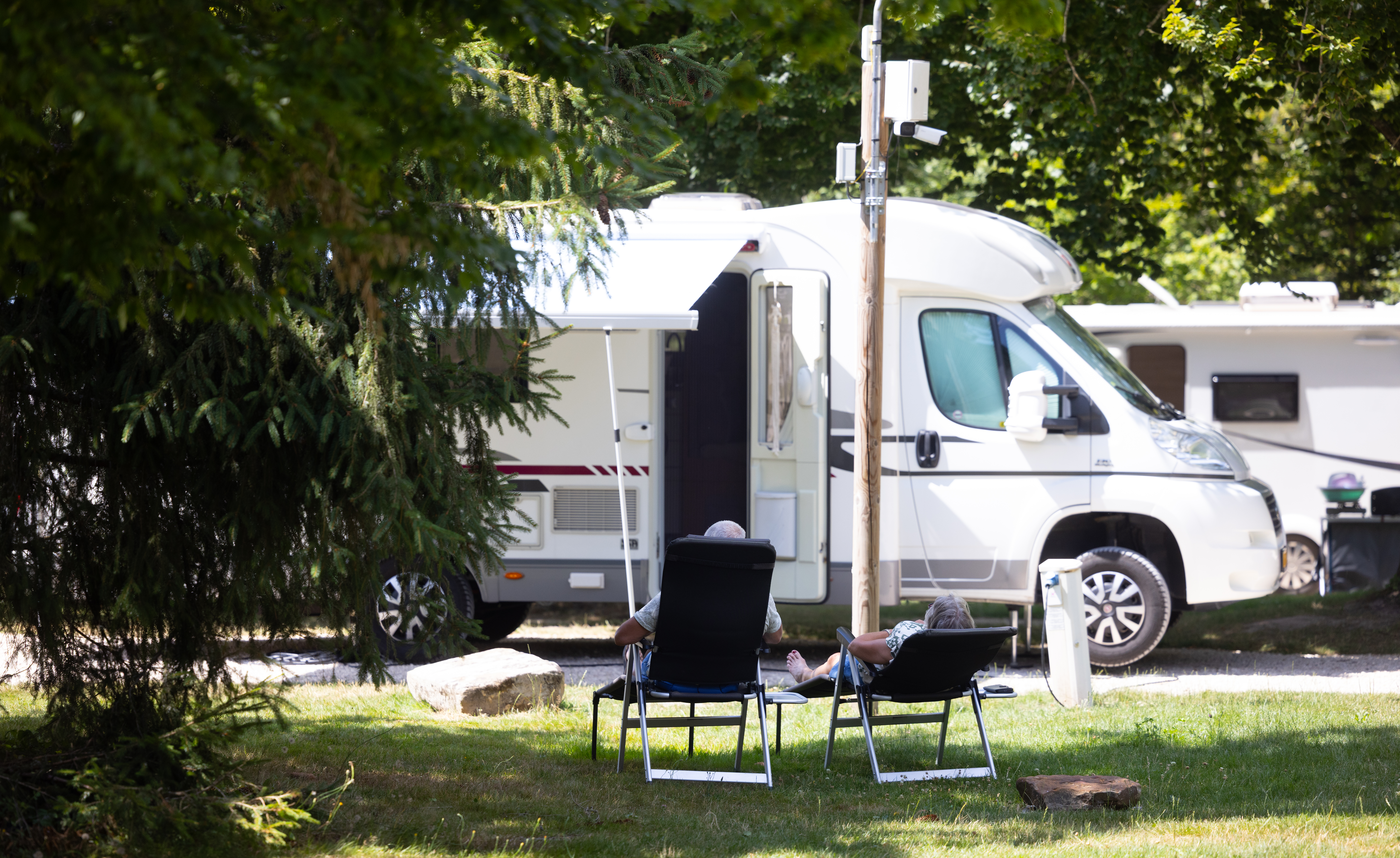 Reisemobilstellplatz - Pool - Emplacement - Camping Porte des Vosges