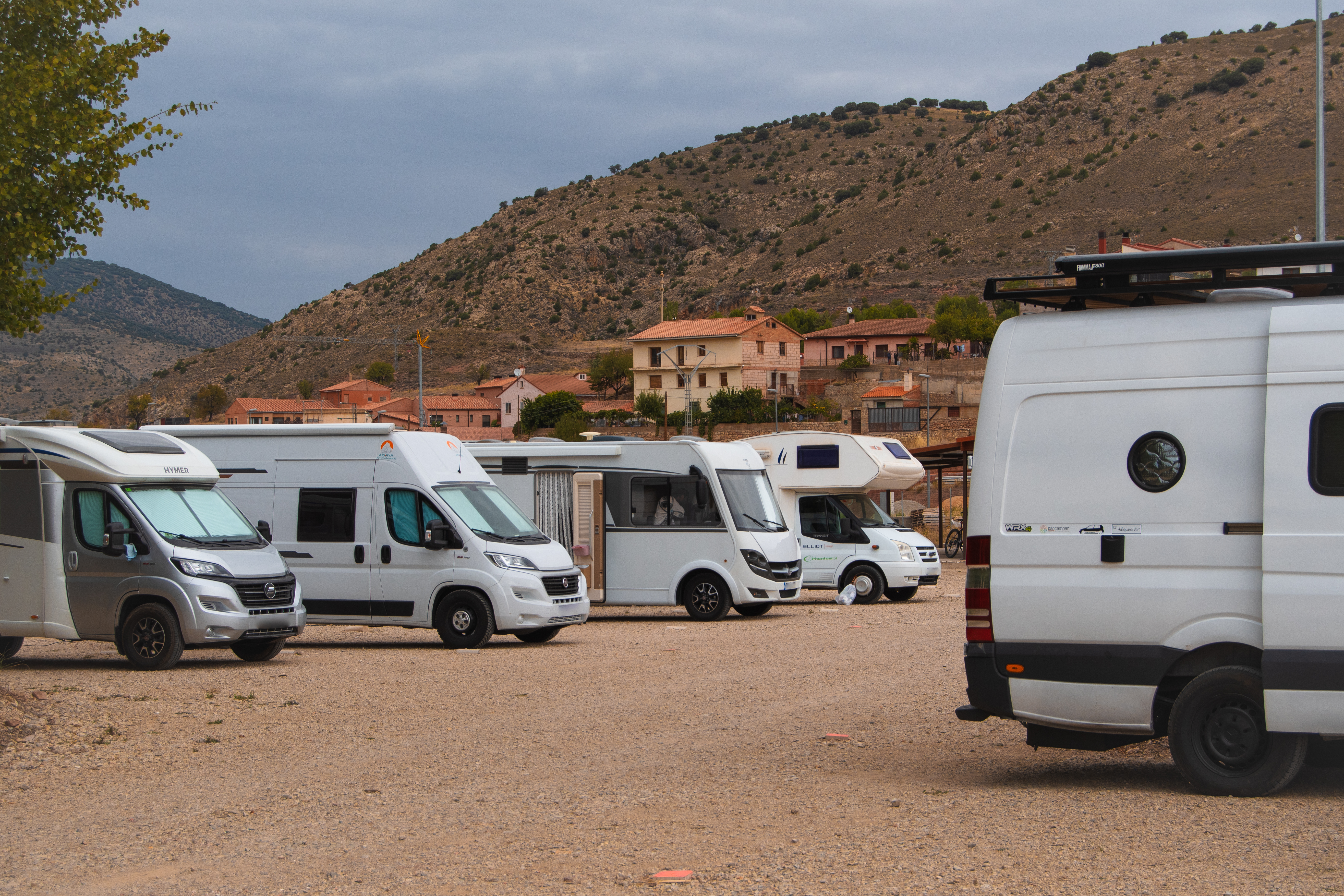 Wohnmobilstellplatz: Wohnmobilstellplatz Albarracín