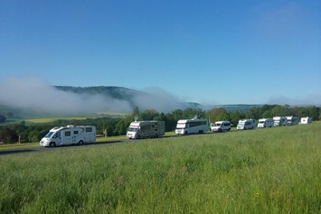 Wohnmobilstellplatz: Nebel über Saaletal  - Forellenhof 