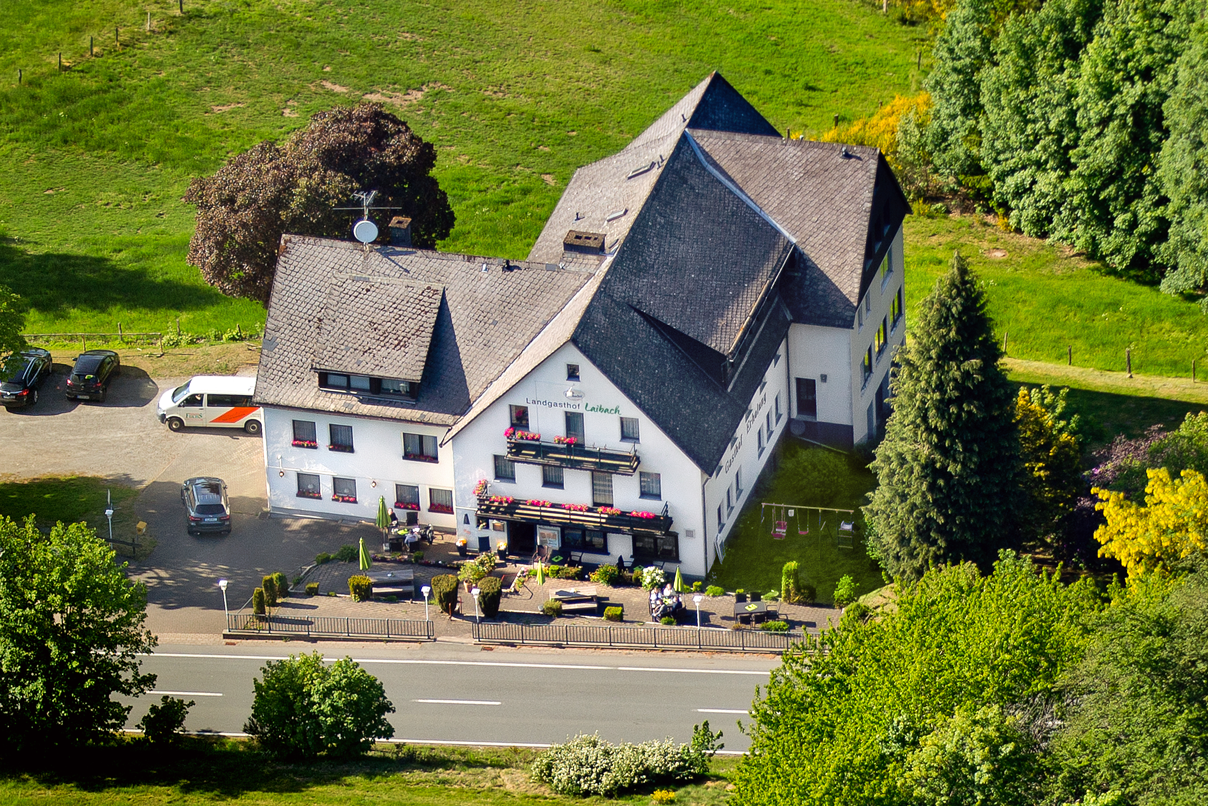 Wohnmobilstellplatz: Außenansicht - Landgasthof Restaurant Laibach