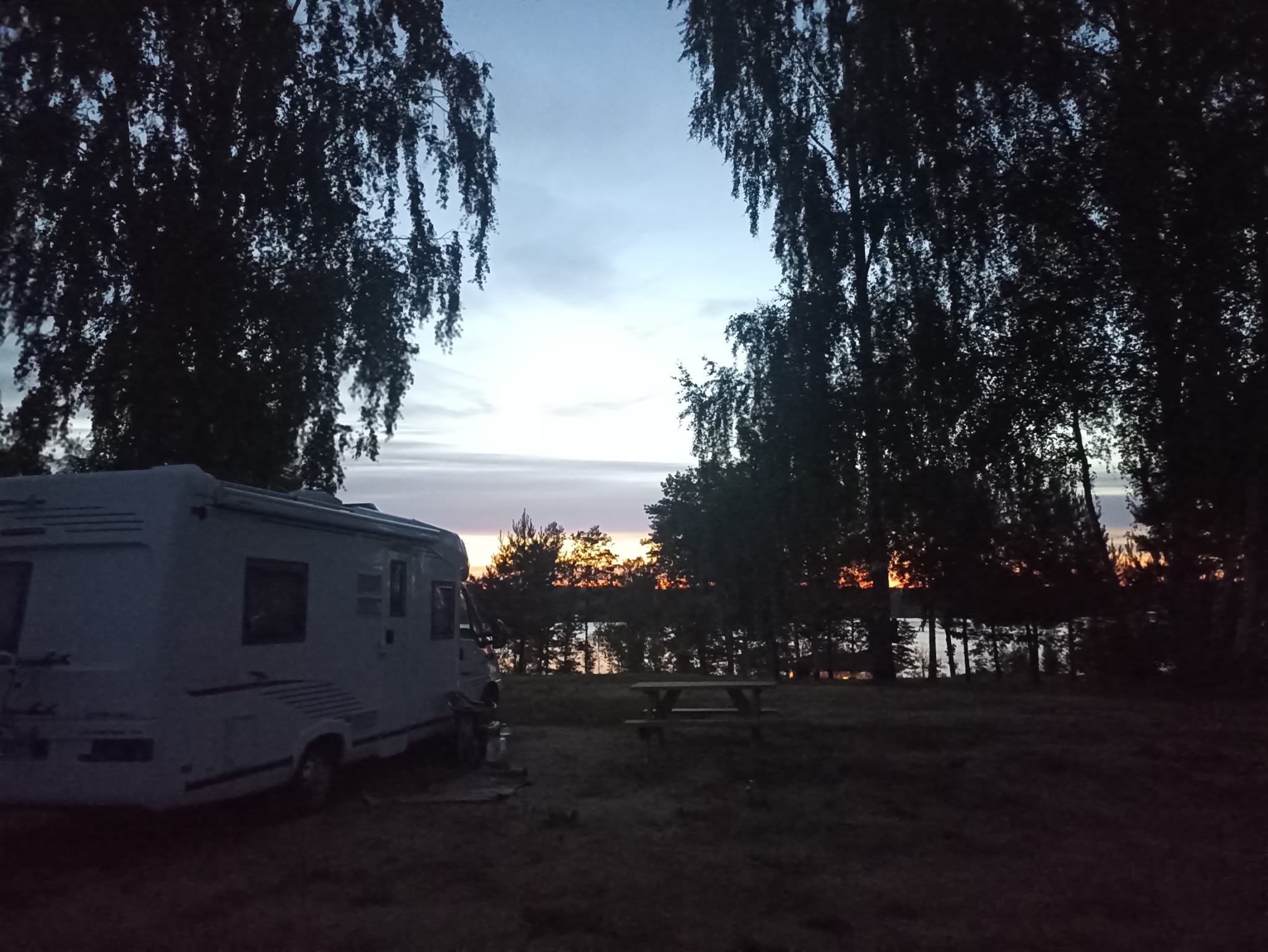 Reisemobilstellplatz: Campsite next to Balotes lake EZERKRASTI 