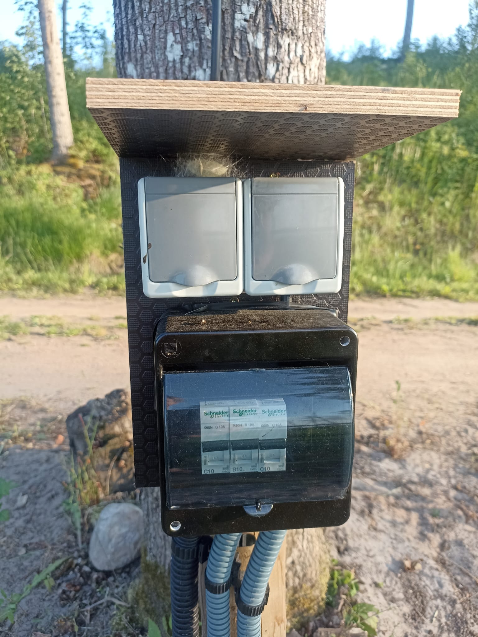 Reisemobilstellplatz: Campsite next to Balotes lake EZERKRASTI 