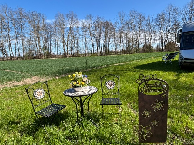 Wohnmobilstellplatz: Wohnmobilstellplatz Mechau „An der Flöte“