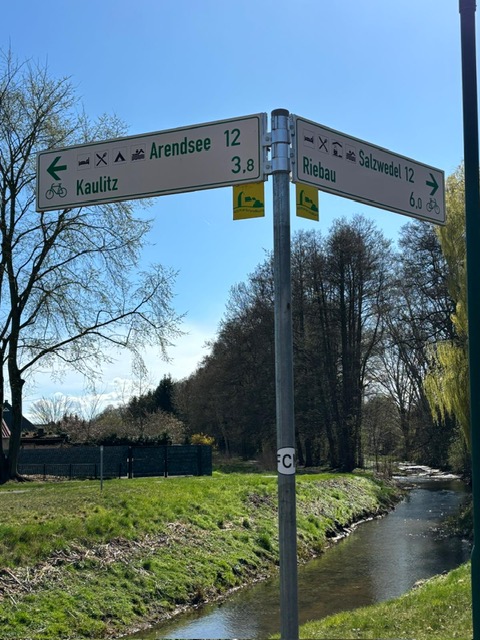 Wohnmobilstellplatz: Wohnmobilstellplatz Mechau „An der Flöte“