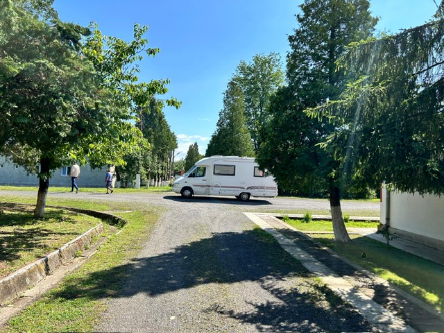 Place de parking pour camping-car - Roumanie - Gurasada Park