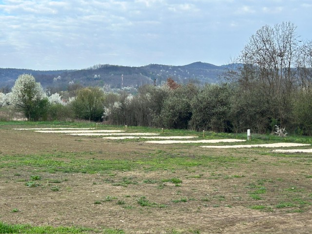 Place de parking pour camping-car - Roumanie - Gurasada Park