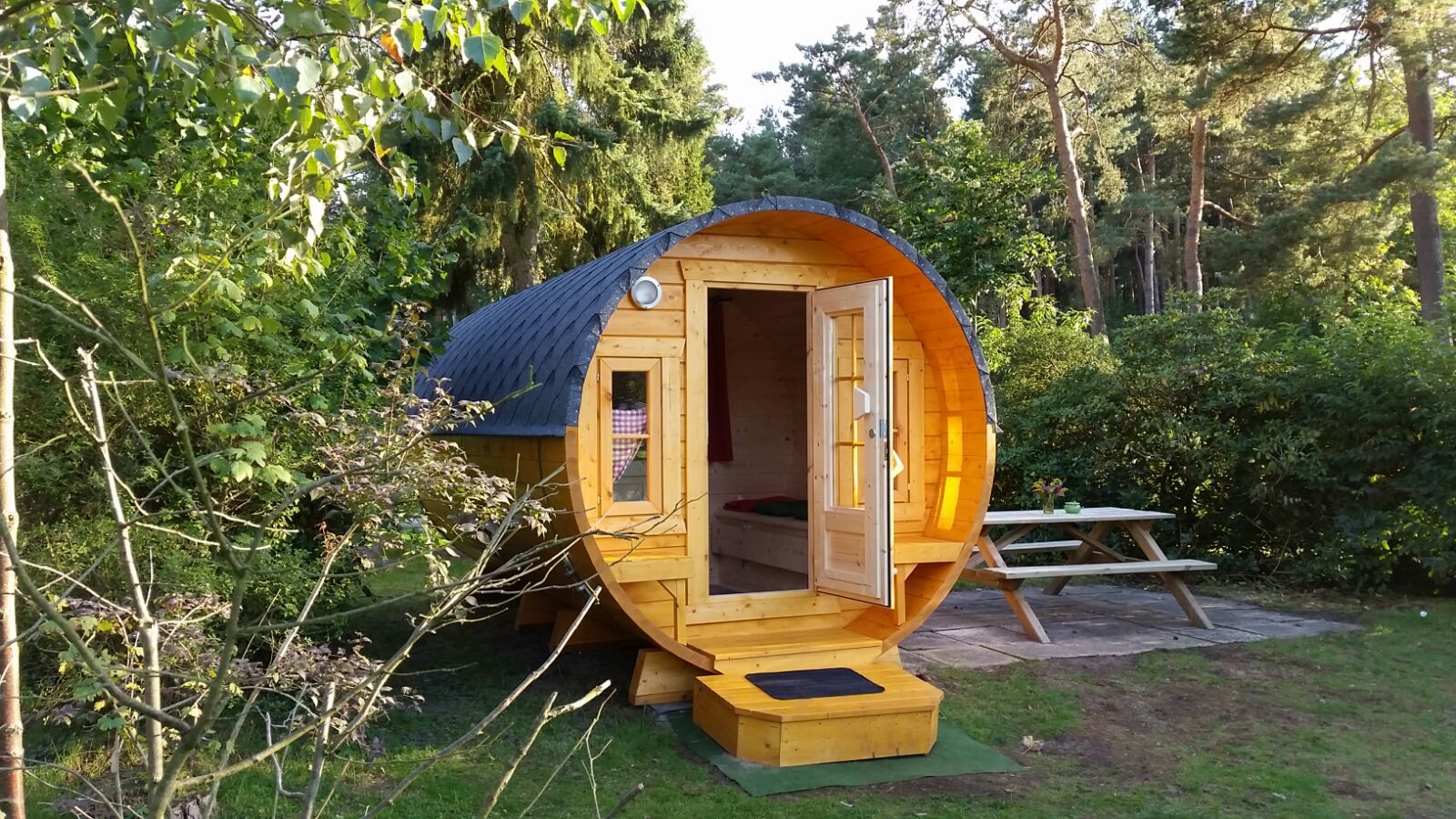 Wohnmobilstellplatz: Gemütliches Campingfass - Naturresort Weserinsel