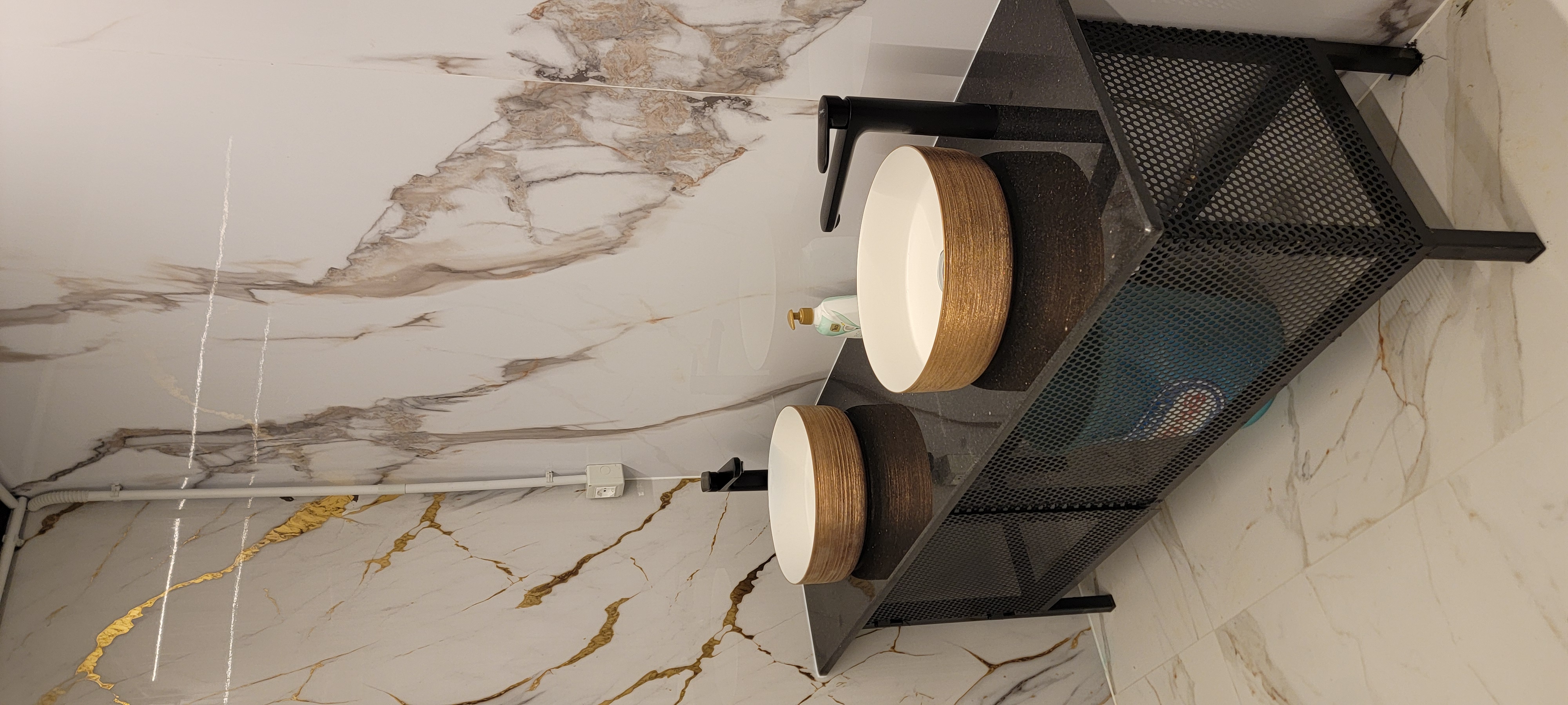 Reisemobilstellplatz - Duschen - Albanien - Toilets Camping Harmony - Camping Harmony Pogradec