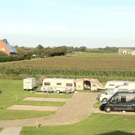 Wohnmobilstellplatz: Stellplätze Wattenmeercamping - Stellplatz am Wattenmeerhaus