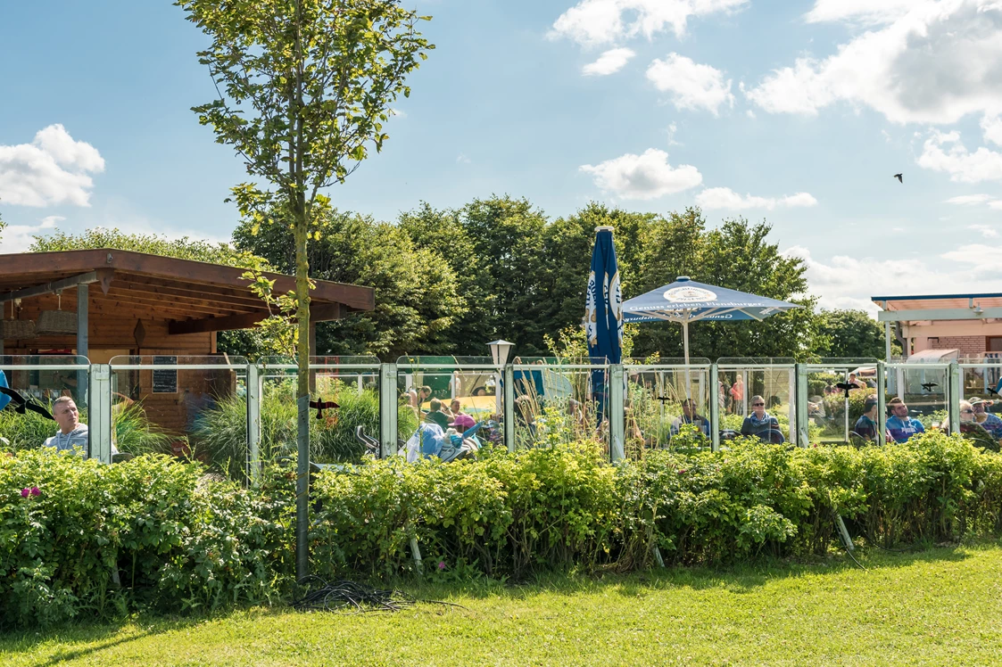 Wohnmobilstellplatz: KiekUt Bistro - Rosenfelder Strand Ostsee Camping