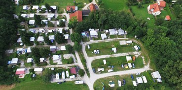 Reisemobilstellplatz - Wohnwagen erlaubt - Deining - Campingplatz - Camping in Berg