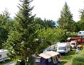 Wohnmobilstellplatz: Parzellierte Stellplätze in Seenähe - Stellplatz Campingplatz Brugger am Riegsee