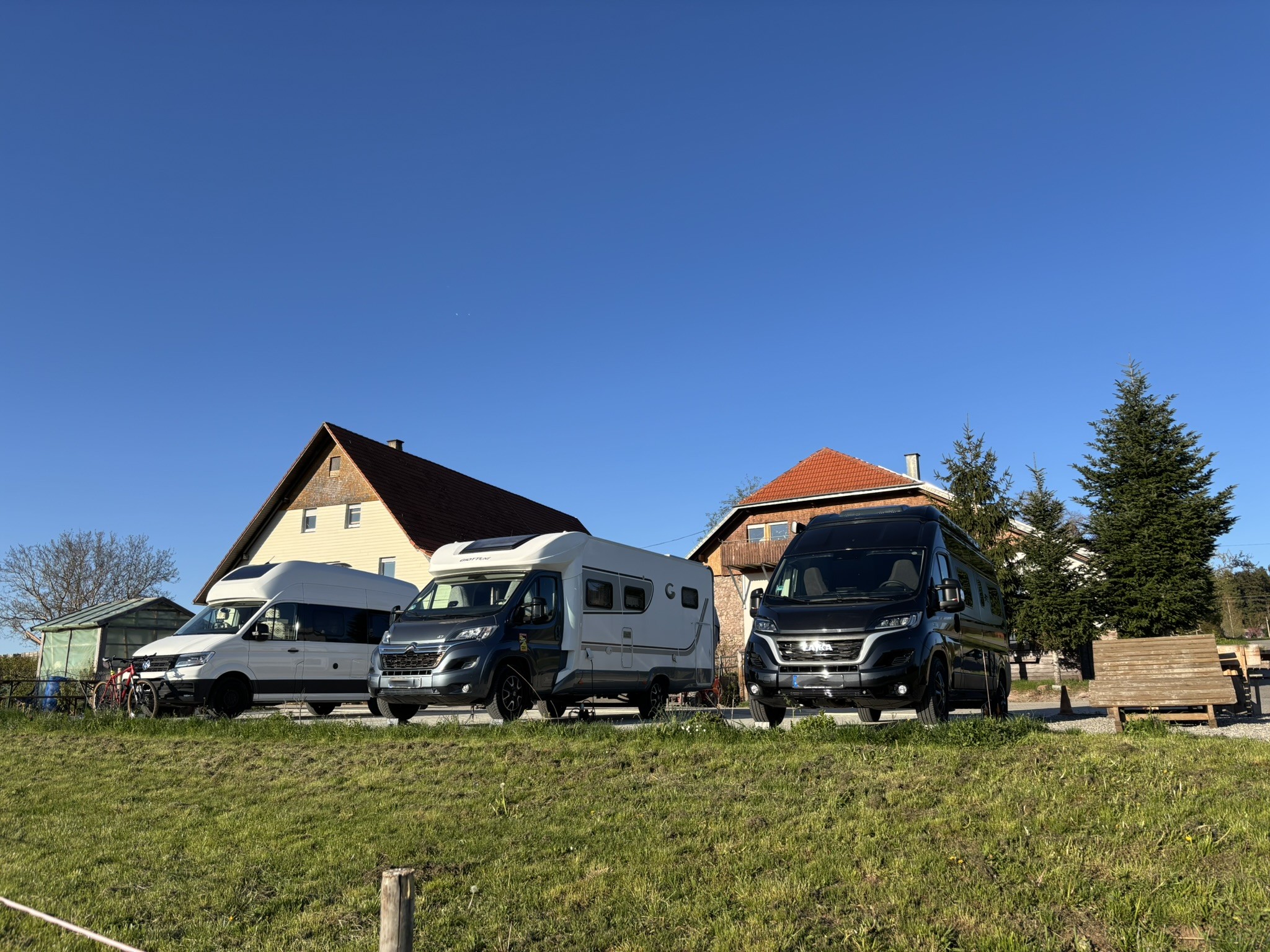 RV park - Hornberg (Ortenaukreis) - Wohnmobilstellplatz Kristleshof Hutneck