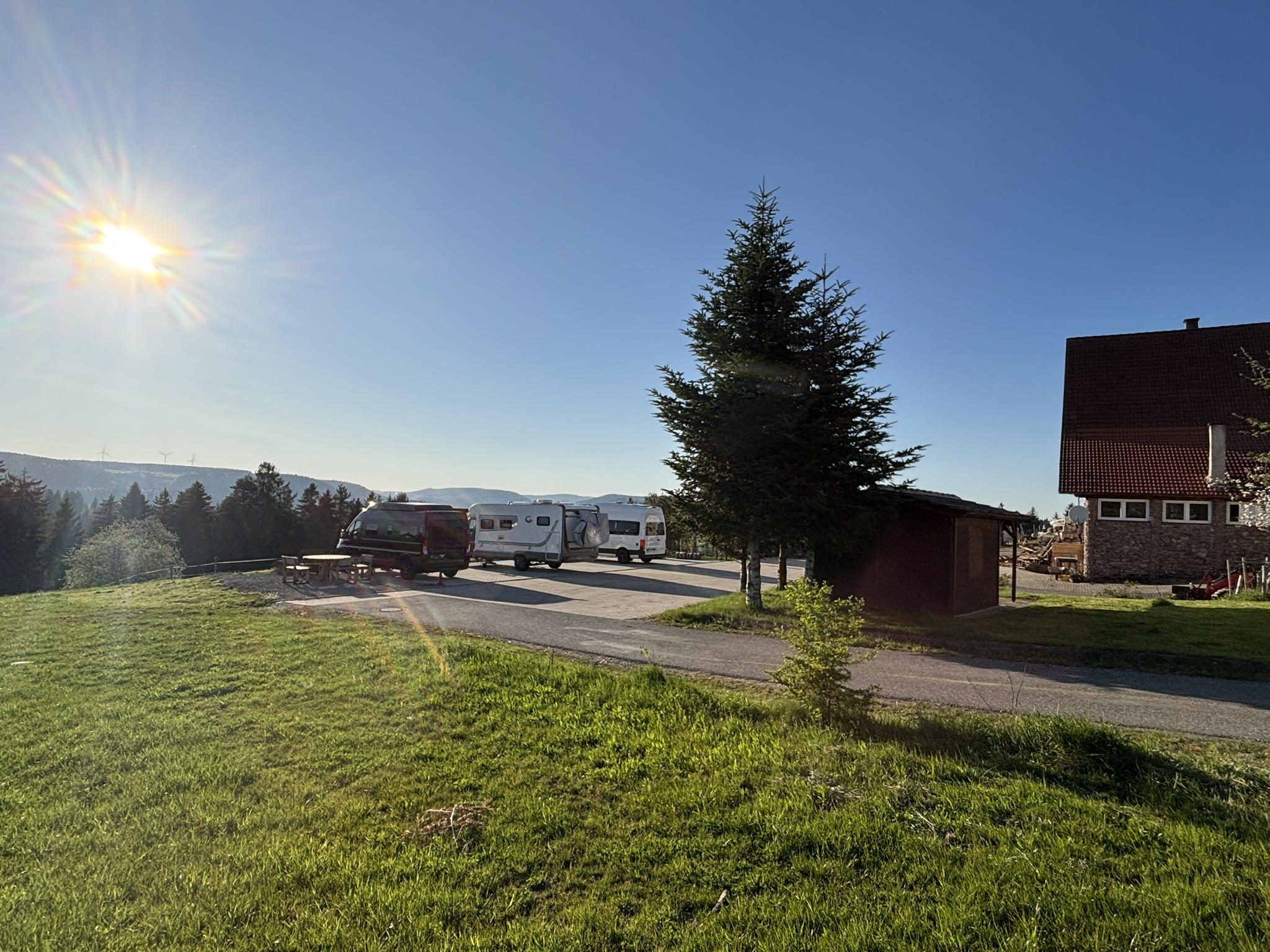 RV park - Hornberg (Ortenaukreis) - Wohnmobilstellplatz Kristleshof Hutneck