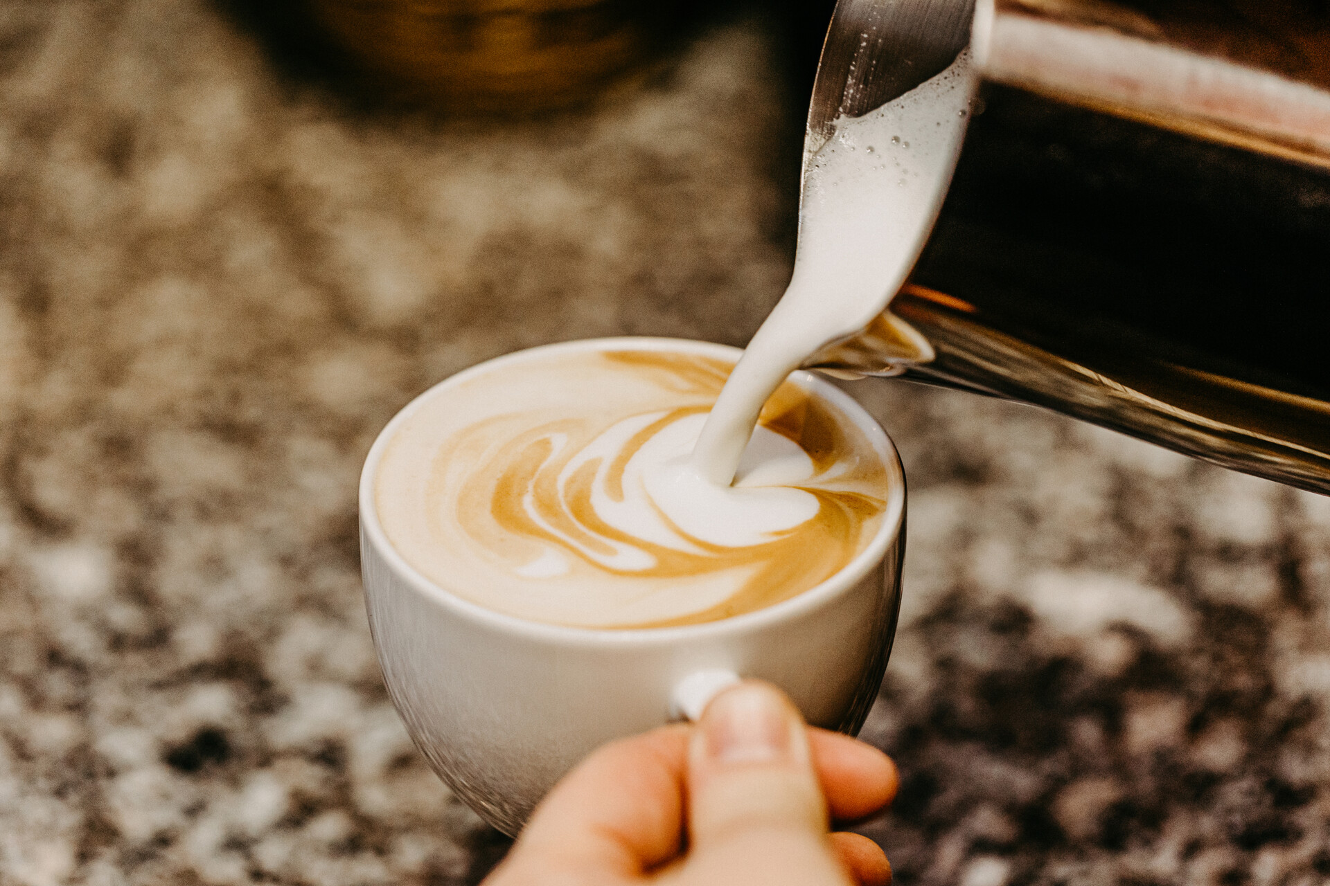 Wohnmobilstellplatz: direkt am Platz befindet sich ein Hofcafé - Wohnmobilgarten am Kirschenhof