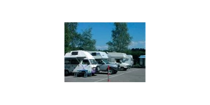 Posto auto camper - Hüfingen - Quelle: http://www.hochschwarzwald.de - Stellplatz am Waldbad in Löffingen