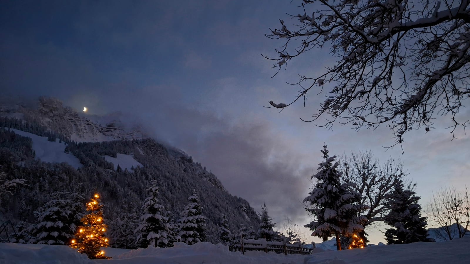 Reisemobilstellplatz: Weihnachtsstimmung auf dem Stellplatz - Ferienhof Rüti