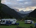 Wohnmobilstellplatz: viel Platz - Camping am See Gut Lindlerhof, mit Ferienhäuser und Almhütten
