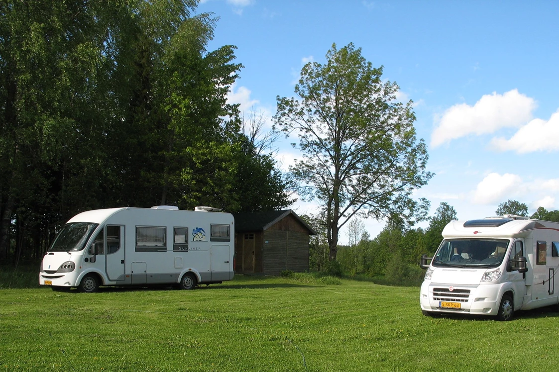 Wohnmobilstellplatz: Landhaus Murnieki