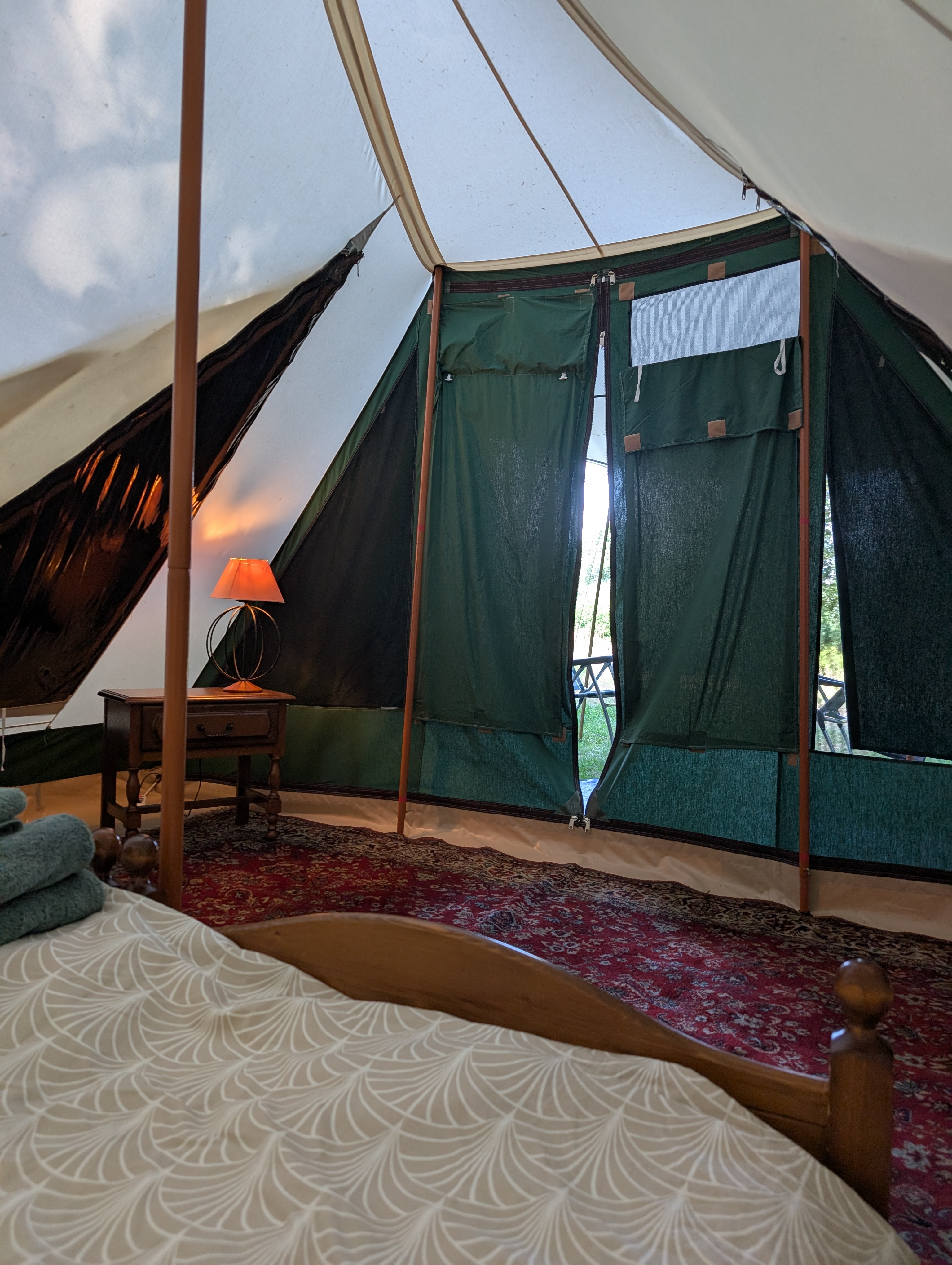 Wohnmobilstellplatz: Les Quatre Saisons Soubrebost - möbiliertes Zelt - Les Quatre Saisons Soubrebost - Emplacements