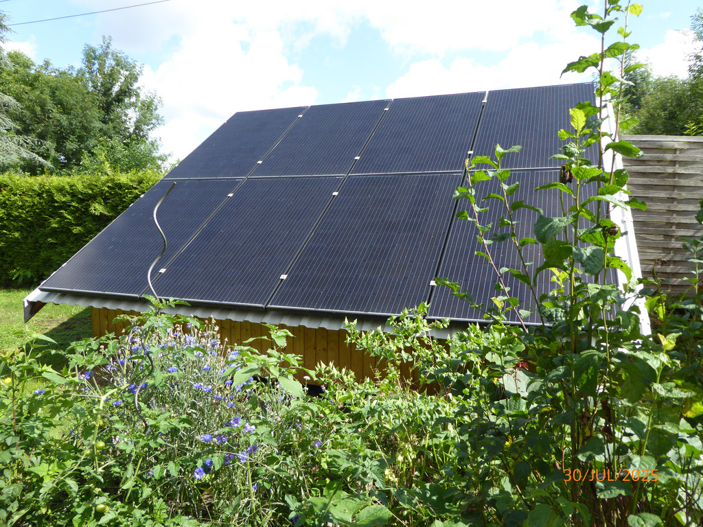 Reisemobilstellplatz: PV Anlage - Stromversorgung  - Kurparkgarten Carport - Infrastructuur