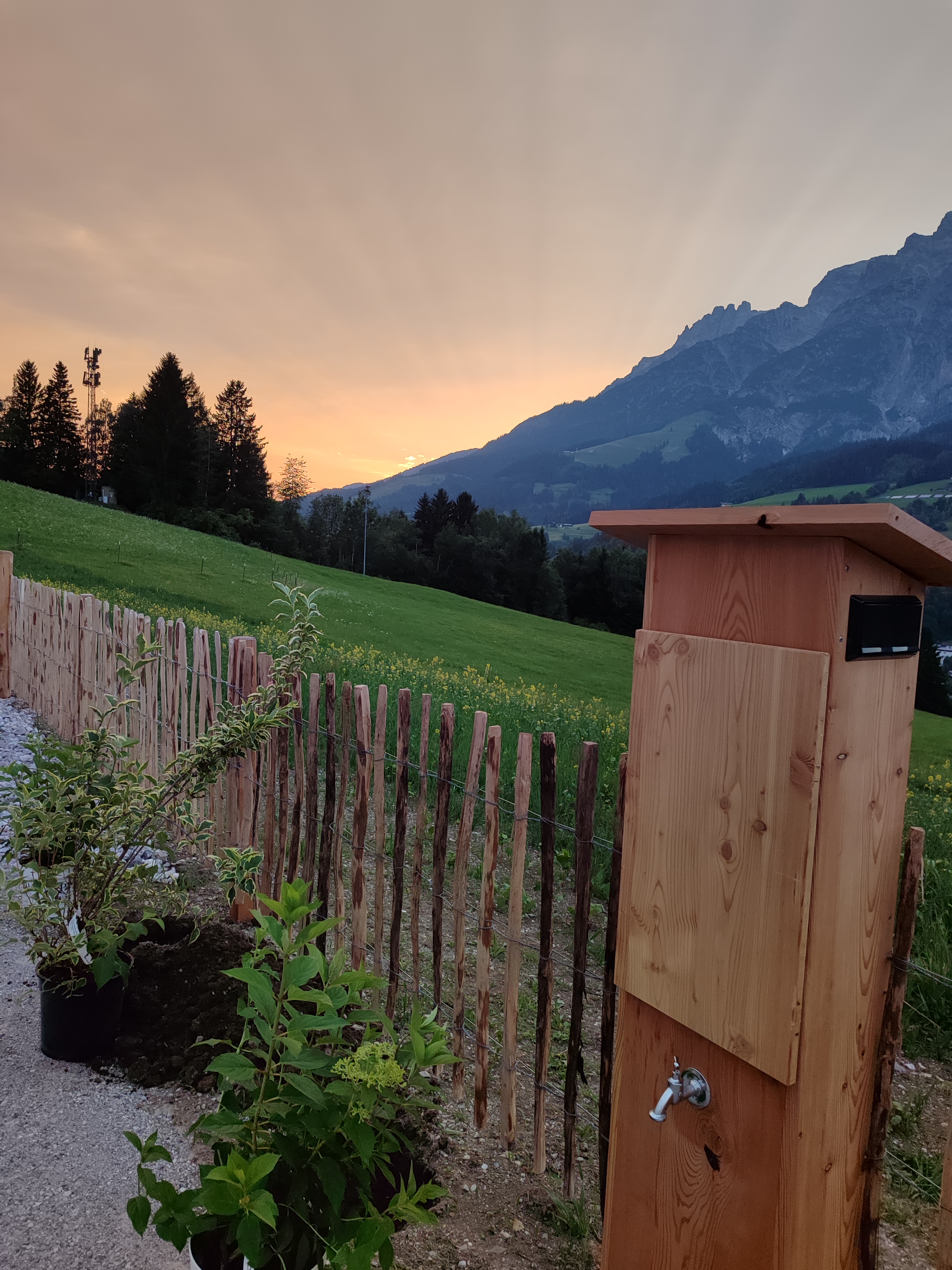 Wohnmobilstellplatz: Frischwasser und Strom direkt am Platz - Stellplatz Bichlhof Leogang