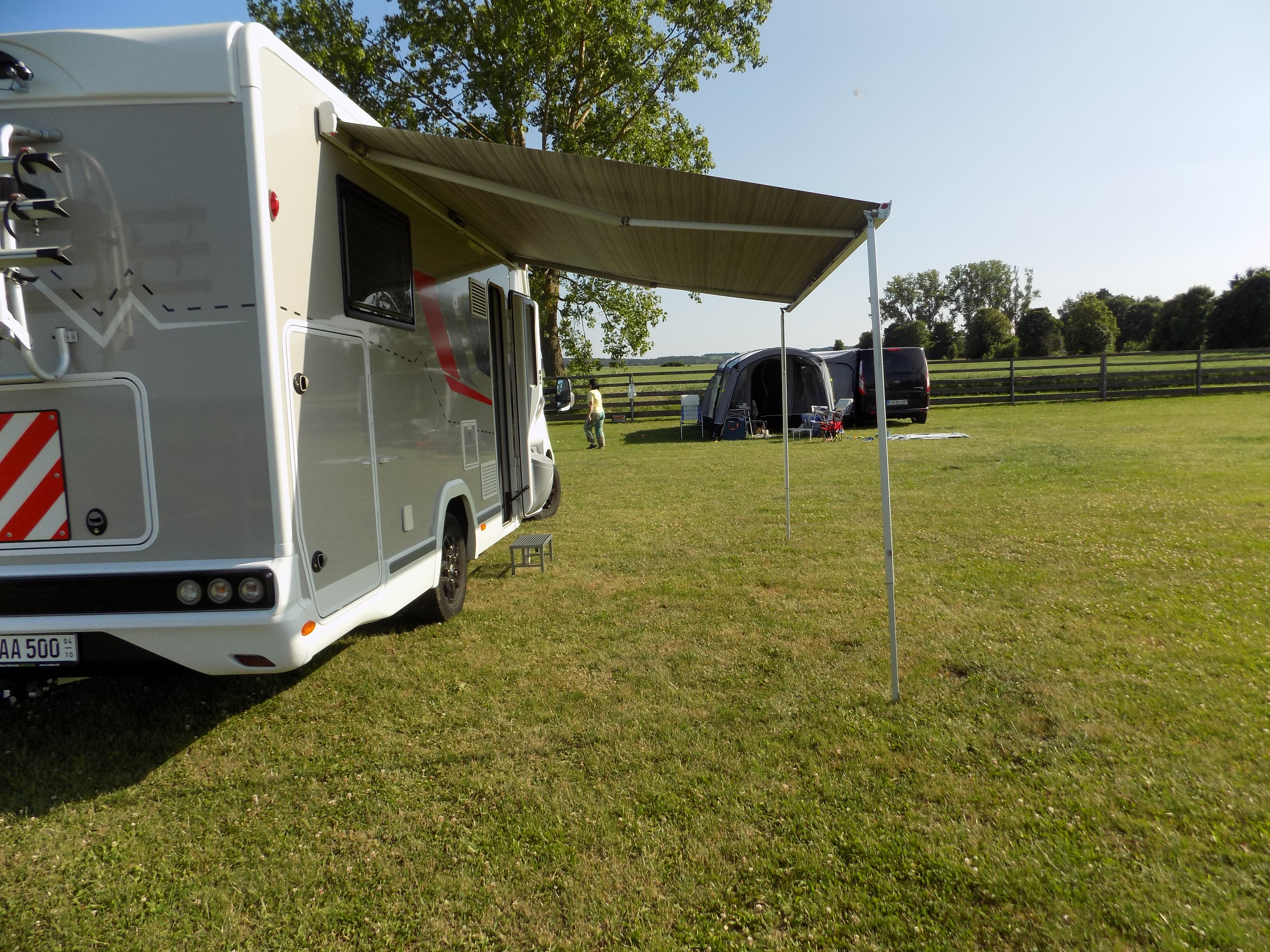 Wohnmobilstellplatz: ALPAKACAMPING-Erlebnisse + "Natur- Komfort- Wohnmobil-Stellplätze"  