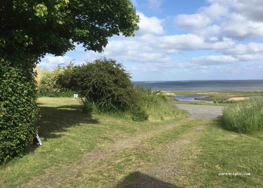 Place de parking pour camping-car - Limfjord - Aussicht über den Limfjord von der Einfahrt aus - Feggesund privat