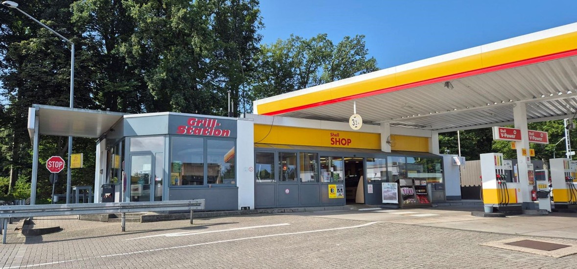 Wohnmobilstellplatz: Shell-Autohof mit Shop & Grill-Imbiss - Reisemobil-Stellplatz / Hotel Busch Atter, Osnabrück - Infrastructure