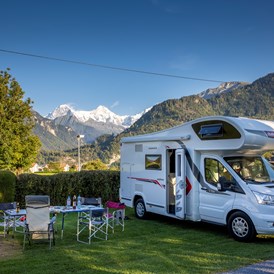 Wohnmobilstellplatz: Hardstanding pitch with a view. - Camping Lazy Rancho 4