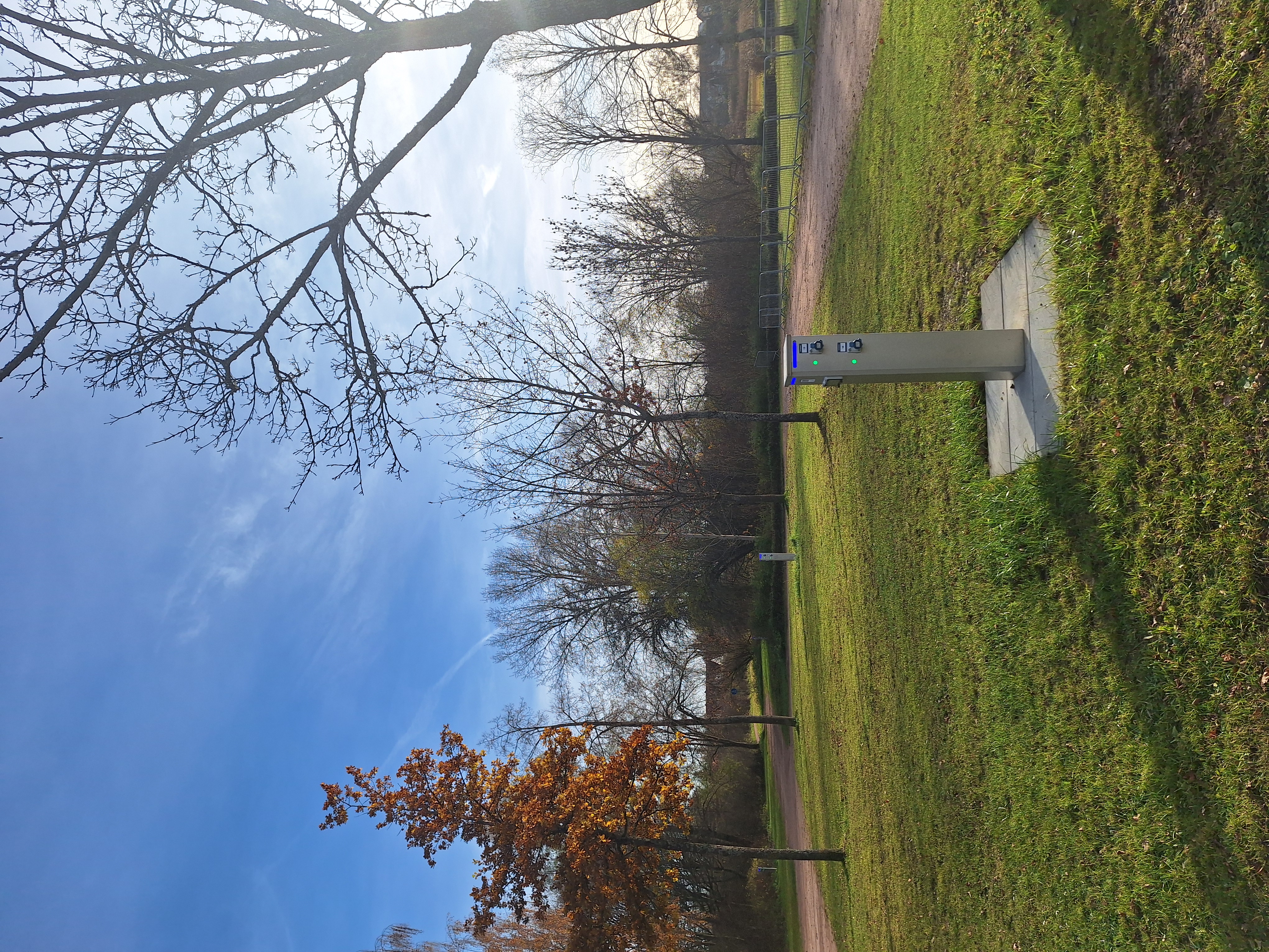 Place de parking pour camping-car - Stromanschluss - Villingen-Schwenningen - Wohnmobilstellplatz Gerbewies - Wohnmobilstellplatz Gerbewies