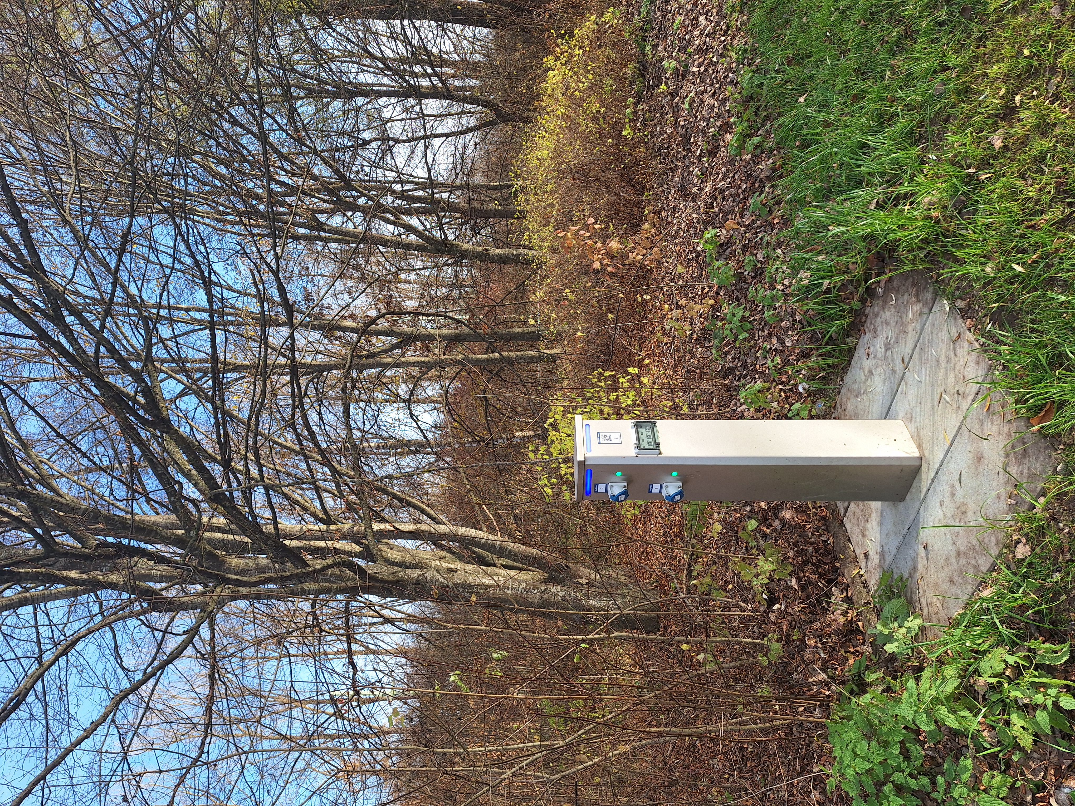 Place de parking pour camping-car - Stromanschluss - Villingen-Schwenningen - Stromsäule - Wohnmobilstellplatz Gerbewies