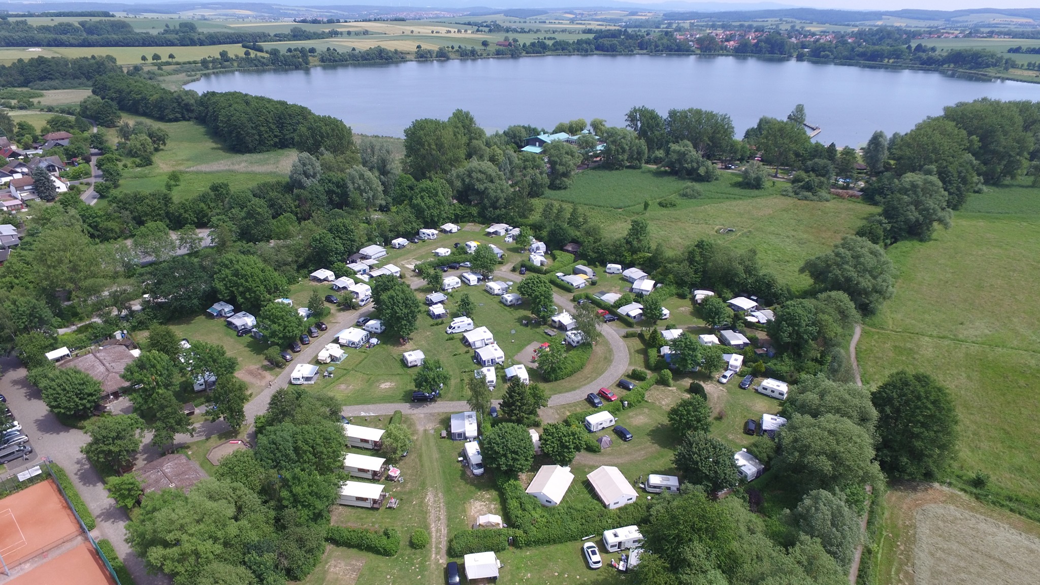 Wohnmobilstellplatz: Comfort Camping Seeburger See