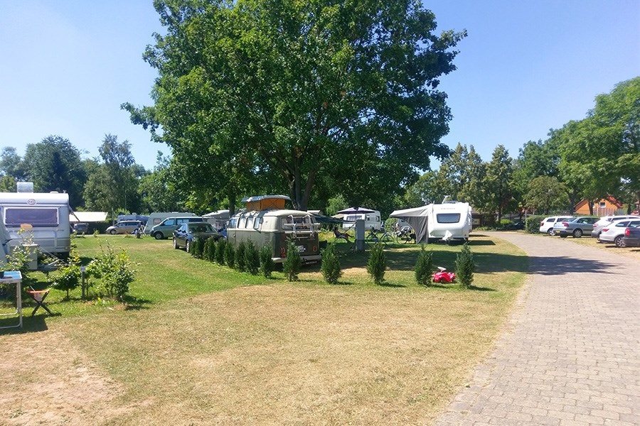 Wohnmobilstellplatz: Comfort Camping Seeburger See
