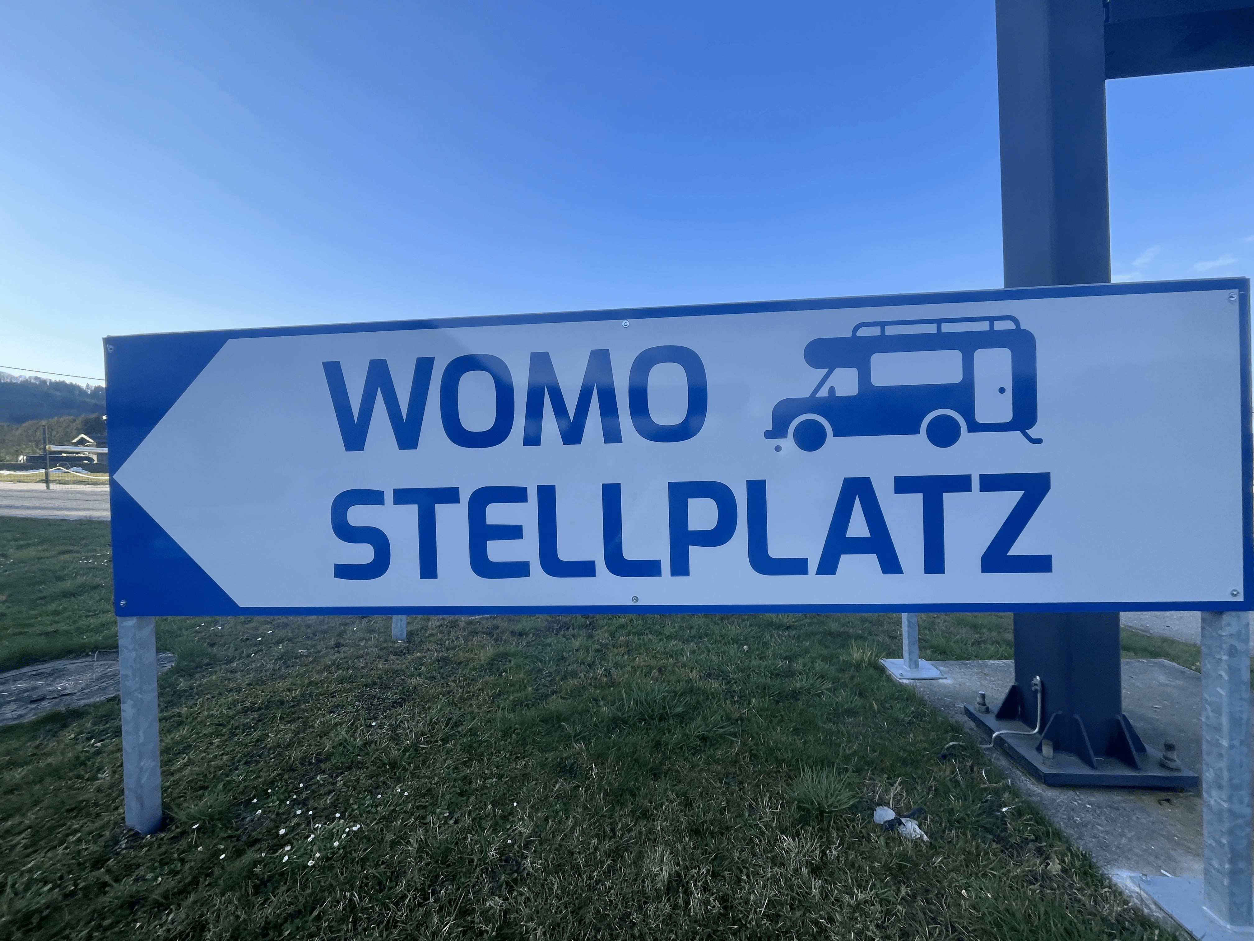 área camper - SUP - PLZ 4841 (Österreich) - Camper Stellplatz Nussdorf am Attersee