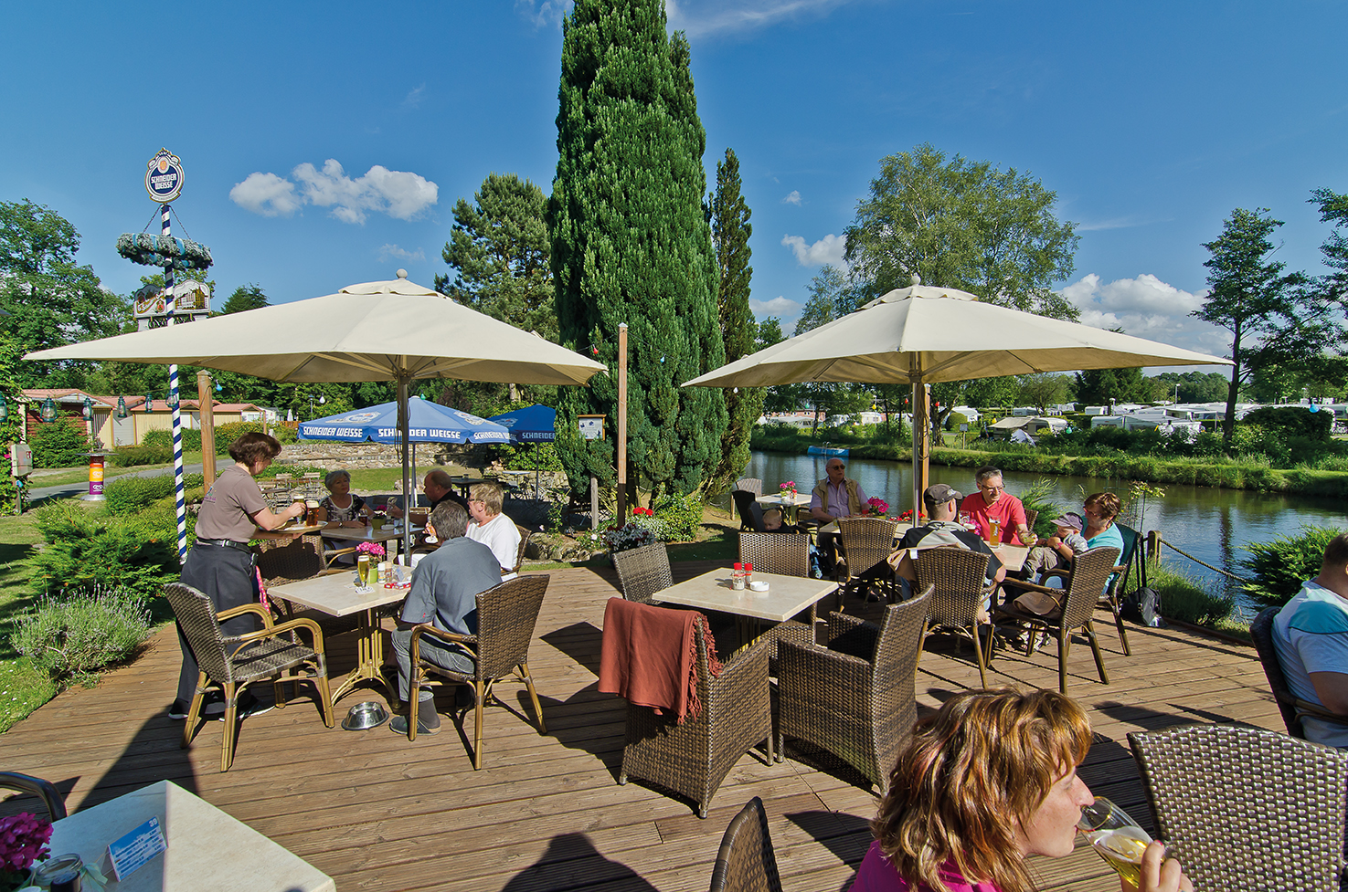 Restaurant Mit Wohnmobilstellplatz