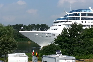 Wohnmobilstellplatz: Stellplatz am Nord-Ostsee-Kanal