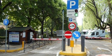 Reisemobilstellplatz - Castelcerino - Porta Palio