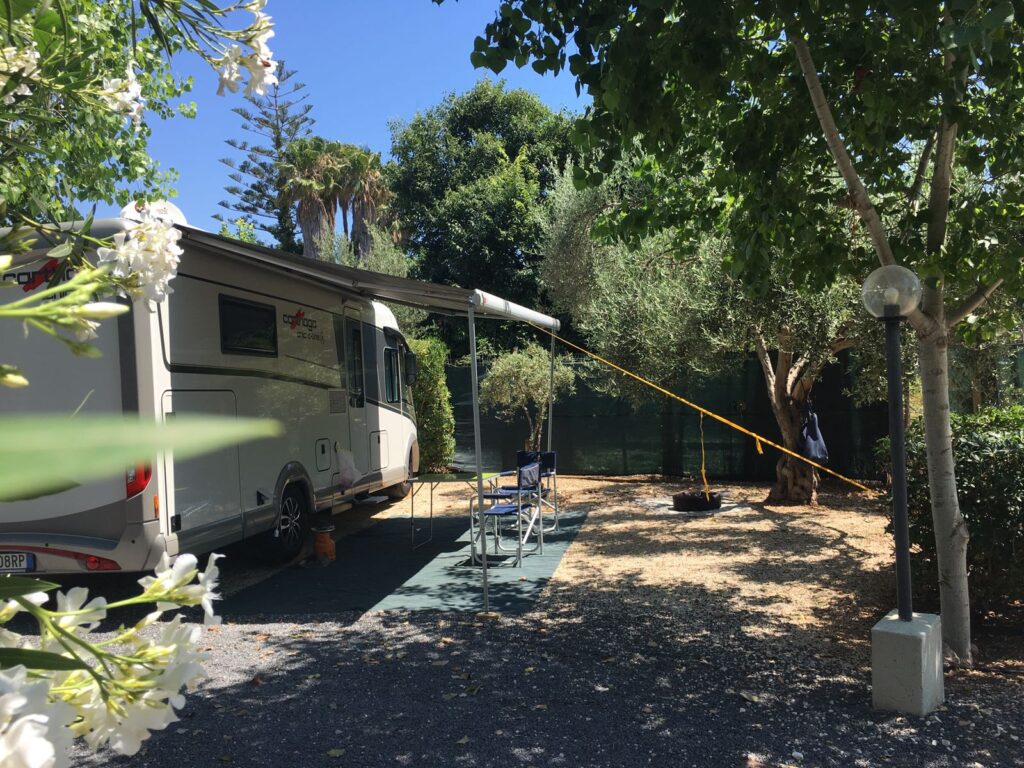 Reisemobilstellplatz - Stellplatz - Oasi Park Falconara